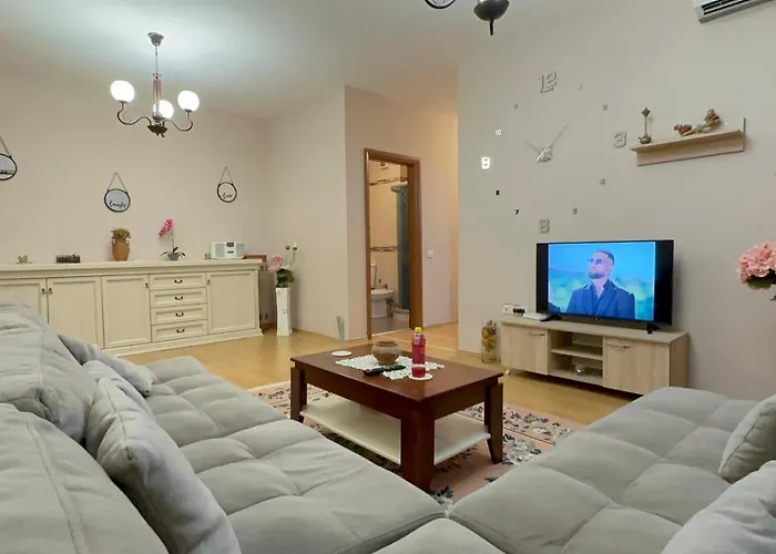 Urban Heaven Apartment